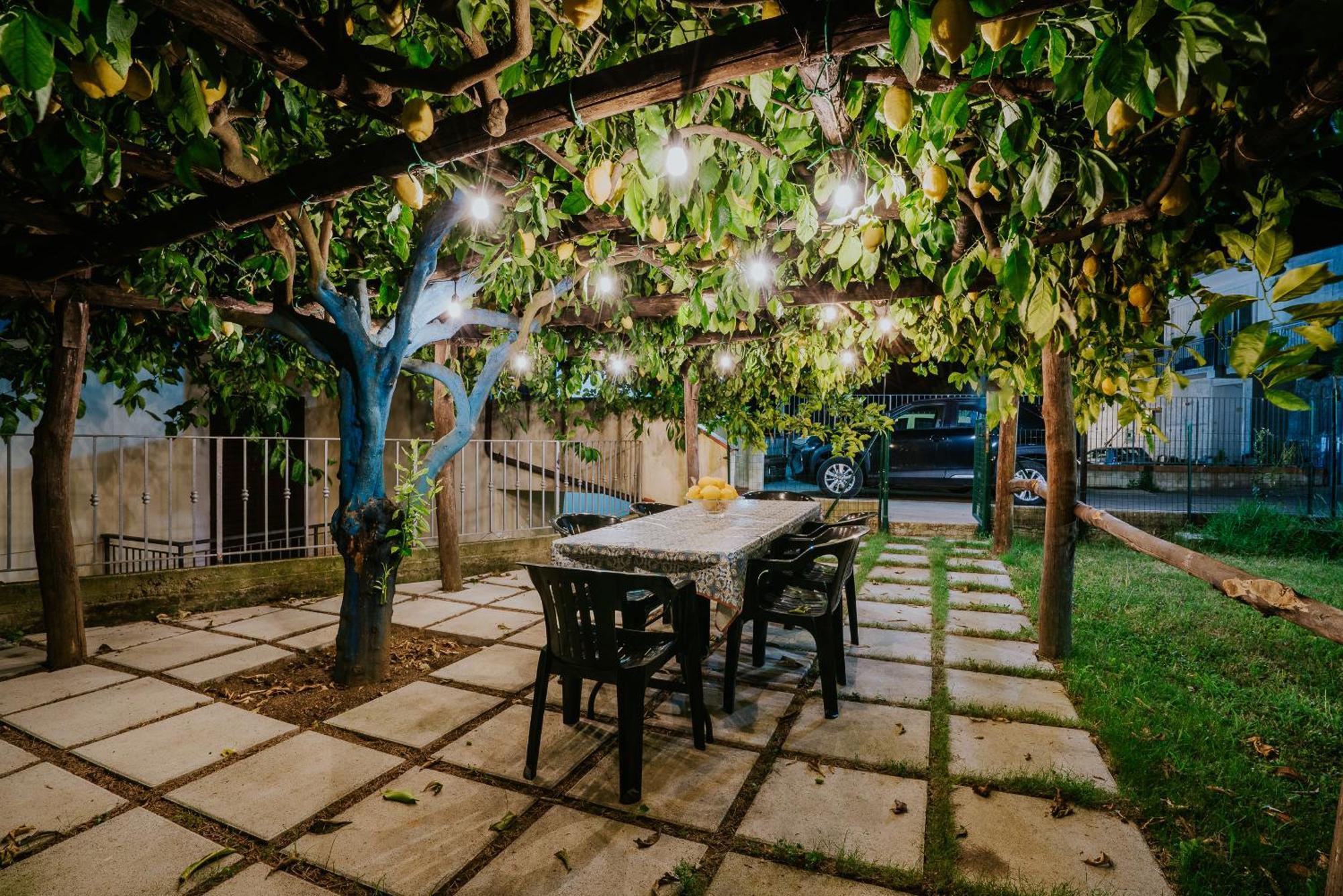 Il Giardino Dei Limoni Apartment Polvica Luaran gambar